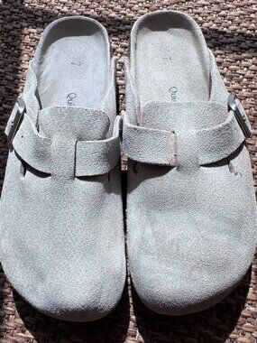 Quince Women's Water Repellent Suede Clog Mule in Dune Size 7